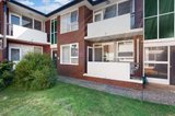 https://images.listonce.com.au/custom/160x/listings/2293-kooyong-road-elsternwick-vic-3185/376/01901376_img_13.jpg?N0YcfX_t6eA