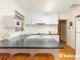 https://images.listonce.com.au/custom/160x/listings/22a-greenslopes-drive-mooroolbark-vic-3138/360/01526360_img_05.jpg?eZ0uj-TBBOI