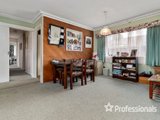 https://images.listonce.com.au/custom/160x/listings/22a-jarvis-avenue-croydon-vic-3136/711/01525711_img_05.jpg?y-4g2pgzR3Y