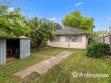 https://images.listonce.com.au/custom/160x/listings/22a-jarvis-avenue-croydon-vic-3136/711/01525711_img_11.jpg?08UrRni_ot0