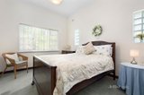 https://images.listonce.com.au/custom/160x/listings/22a-st-helens-road-hawthorn-east-vic-3123/390/01469390_img_09.jpg?YtLuG0lqf7U