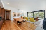 https://images.listonce.com.au/custom/160x/listings/22b-forest-avenue-hepburn-springs-vic-3461/004/01550004_img_09.jpg?RnPoigjai_8