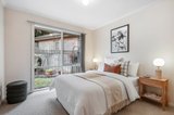 https://images.listonce.com.au/custom/160x/listings/22b-yarraduct-place-south-croydon-vic-3136/235/01871235_img_07.jpg?qyyThh1yn58