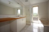 https://images.listonce.com.au/custom/160x/listings/23-abraham-drive-croydon-vic-3136/126/01899126_img_07.jpg?tq6q72_WRqQ