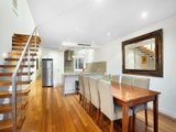 https://images.listonce.com.au/custom/160x/listings/23-barrett-street-albert-park-vic-3206/715/01087715_img_09.jpg?RZPQyamjtPI