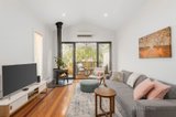 https://images.listonce.com.au/custom/160x/listings/23-barton-street-hawthorn-vic-3122/574/00868574_img_07.jpg?YWQq788_gSU