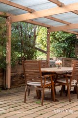 https://images.listonce.com.au/custom/160x/listings/23-blaxland-court-mooroolbark-vic-3138/045/01922045_img_10.jpg?igME-HXkzpQ