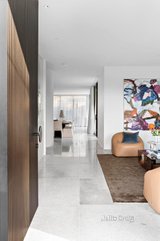https://images.listonce.com.au/custom/160x/listings/23-butler-street-essendon-vic-3040/416/01705416_img_02.jpg?QqdAznzNjJ4