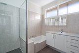https://images.listonce.com.au/custom/160x/listings/23-byron-street-canterbury-vic-3126/105/01772105_img_09.jpg?CLR7kcBmwnQ