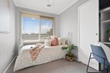 https://images.listonce.com.au/custom/160x/listings/23-clearwater-drive-lilydale-vic-3140/567/01532567_img_10.jpg?w1MyEpRAzZ4