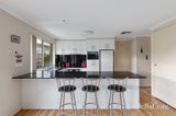 https://images.listonce.com.au/custom/160x/listings/23-crew-street-yallambie-vic-3085/110/01951110_img_03.jpg?t0YEsZz2RO8