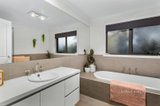 https://images.listonce.com.au/custom/160x/listings/23-cumberland-court-forest-hill-vic-3131/255/01181255_img_08.jpg?din2mM7puSI