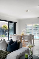 https://images.listonce.com.au/custom/160x/listings/23-dickens-street-bentleigh-vic-3204/559/01421559_img_18.jpg?coH_29OrBJw