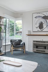 https://images.listonce.com.au/custom/160x/listings/23-dorchester-avenue-montrose-vic-3765/758/01495758_img_03.jpg?RoFlB_eUQFY