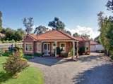 https://images.listonce.com.au/custom/160x/listings/23-frances-avenue-yarra-glen-vic-3775/238/01525238_img_04.jpg?AjKeAH2OraM