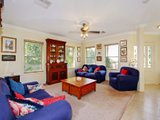 https://images.listonce.com.au/custom/160x/listings/23-frances-avenue-yarra-glen-vic-3775/238/01525238_img_06.jpg?LTZTzaKLC30