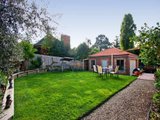 https://images.listonce.com.au/custom/160x/listings/23-frances-avenue-yarra-glen-vic-3775/238/01525238_img_23.jpg?ZYk3oj4iqzQ