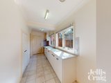 https://images.listonce.com.au/custom/160x/listings/23-garden-avenue-glen-huntly-vic-3163/510/01577510_img_03.jpg?Uyqq5pDcdh8