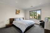 https://images.listonce.com.au/custom/160x/listings/23-glenview-road-doncaster-east-vic-3109/995/00111995_img_07.jpg?QdXFSW0HwMo