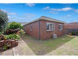 https://images.listonce.com.au/custom/160x/listings/23-grammar-street-strathmore-vic-3041/411/00847411_img_08.jpg?HoBFr__pwzk