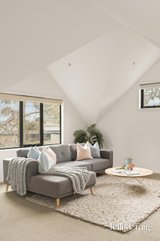 https://images.listonce.com.au/custom/160x/listings/23-hermitage-street-cheltenham-vic-3192/941/01807941_img_05.jpg?1p_pQklSWGs