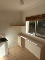 https://images.listonce.com.au/custom/160x/listings/23-hilda-street-balwyn-vic-3103/168/01769168_img_06.jpg?Kc5oj_JKu04