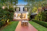 https://images.listonce.com.au/custom/160x/listings/23-howe-crescent-south-melbourne-vic-3205/281/01095281_img_15.jpg?Su6R_2vz-XU