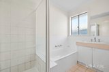 https://images.listonce.com.au/custom/160x/listings/23-jacobs-avenue-kyneton-vic-3444/316/01931316_img_10.jpg?6JBZkO8enbQ