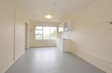 https://images.listonce.com.au/custom/160x/listings/23-lake-street-wendouree-vic-3355/531/01576531_img_14.jpg?yFzENVBjW8s