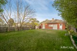 https://images.listonce.com.au/custom/160x/listings/23-lee-ann-crescent-croydon-vic-3136/825/01751825_img_09.jpg?z3tAnpjk1P4