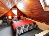 https://images.listonce.com.au/custom/160x/listings/23-leslie-street-st-kilda-east-vic-3183/962/01793962_img_06.jpg?EAbbGMAyiSE