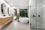 https://images.listonce.com.au/custom/160x/listings/23-limassol-court-donvale-vic-3111/796/01915796_img_10.jpg?c3fNVUcRNKM