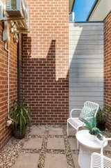 https://images.listonce.com.au/custom/160x/listings/23-madeline-street-preston-vic-3072/757/01542757_img_10.jpg?vUPFElbHquc