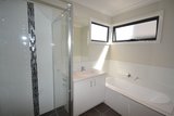 https://images.listonce.com.au/custom/160x/listings/23-manchester-road-mooroolbark-vic-3138/641/01641641_img_08.jpg?wfc3DxAVDfY