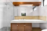 https://images.listonce.com.au/custom/160x/listings/23-mannering-drive-glen-waverley-vic-3150/391/01991391_img_02.jpg?ALccwXgB4ic