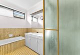 https://images.listonce.com.au/custom/160x/listings/23-mannering-drive-glen-waverley-vic-3150/391/01991391_img_08.jpg?30WdvuNWgxI