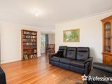 https://images.listonce.com.au/custom/160x/listings/23-marlow-street-mooroolbark-vic-3138/928/01524928_img_05.jpg?gL73gqrL3XI