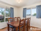 https://images.listonce.com.au/custom/160x/listings/23-marlow-street-mooroolbark-vic-3138/928/01524928_img_07.jpg?q8Ksz4zjRYk