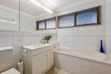 https://images.listonce.com.au/custom/160x/listings/23-masons-road-blackburn-vic-3130/737/01640737_img_09.jpg?qpCkQTbk7y8