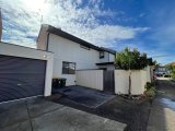 https://images.listonce.com.au/custom/160x/listings/23-mcarthur-street-bentleigh-vic-3204/450/01943450_img_03.jpg?aqmvZFsXHg8