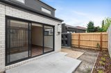 https://images.listonce.com.au/custom/160x/listings/23-midnight-circuit-south-morang-vic-3752/822/01577822_img_11.jpg?Y8mjFrCLQqQ