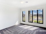 https://images.listonce.com.au/custom/160x/listings/23-mulholland-drive-tarneit-vic-3029/586/01203586_img_04.jpg?oBCyBgJcQFI