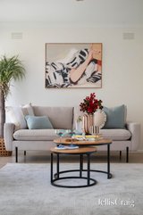https://images.listonce.com.au/custom/160x/listings/23-neville-street-mooroolbark-vic-3138/633/01975633_img_03.jpg?36qHjaI3jTY
