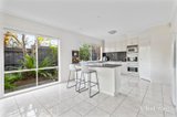https://images.listonce.com.au/custom/160x/listings/23-nicole-crescent-diamond-creek-vic-3089/475/01740475_img_06.jpg?po1gvmqsrRs