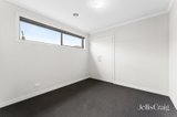 https://images.listonce.com.au/custom/160x/listings/23-ocallaghan-parade-lucas-vic-3350/886/01907886_img_08.jpg?qnEl18OLpsg