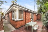 https://images.listonce.com.au/custom/160x/listings/23-orchard-street-brighton-vic-3186/277/01923277_img_10.jpg?cKaAsb0Gsco