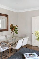 https://images.listonce.com.au/custom/160x/listings/23-overend-street-brunswick-vic-3056/617/01770617_img_19.jpg?-K4jiC_gpUE