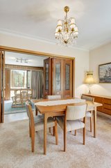 https://images.listonce.com.au/custom/160x/listings/23-pamela-street-mount-waverley-vic-3149/614/00218614_img_04.jpg?sD_uz7DgIJg