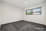 https://images.listonce.com.au/custom/160x/listings/23-parrs-road-croydon-vic-3136/895/01864895_img_09.jpg?y7g4xDPEcu8