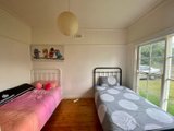 https://images.listonce.com.au/custom/160x/listings/23-pine-avenue-north-shore-vic-3214/207/01622207_img_03.jpg?DJSddjbT_4E